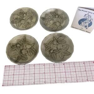 Wendell August Hand Forge Strawberry Handmade 3 3/8” Round Coaster Set of 4 NIB